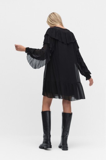 Lissaboa dress Lissaboa dress