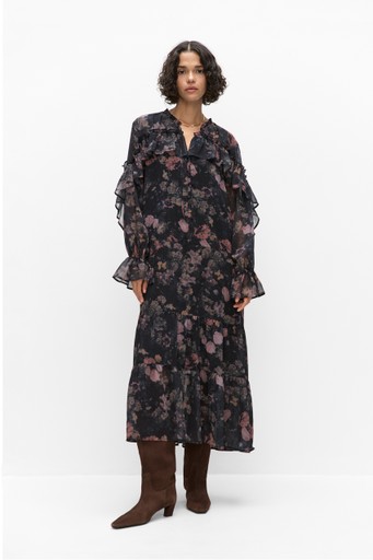Nowa dress