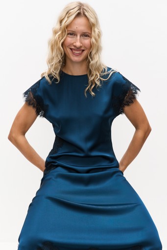 Aviva dress