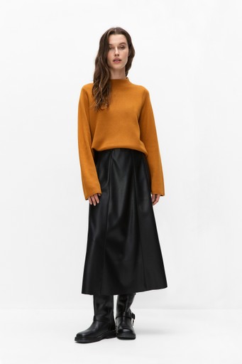 Satu skirt