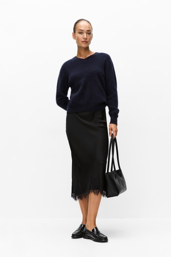 Ine skirt