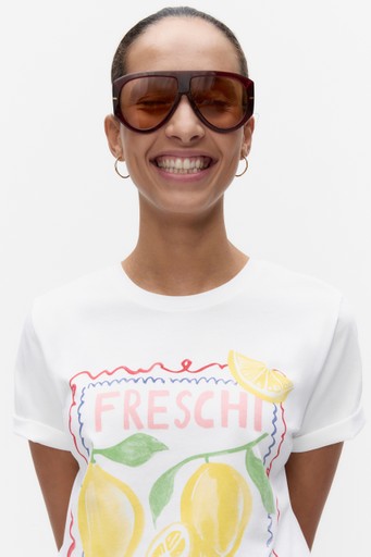 Nonni tee