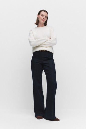 Viola knit