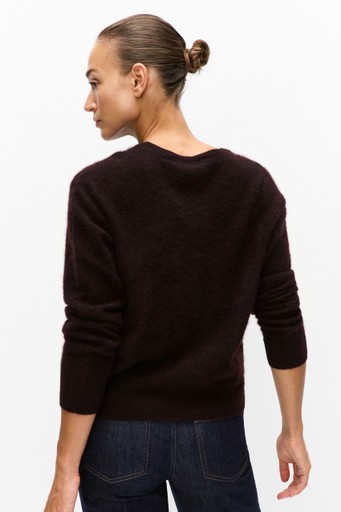 Bianca R-neck sweater