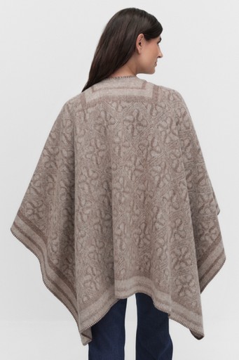 Angela wool cape