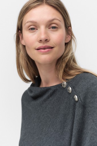 Freya poncho