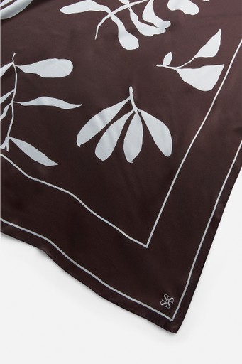 Tine silk scarf