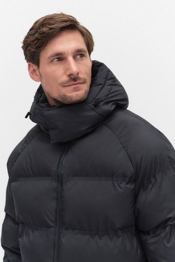 Welded puffer jacket