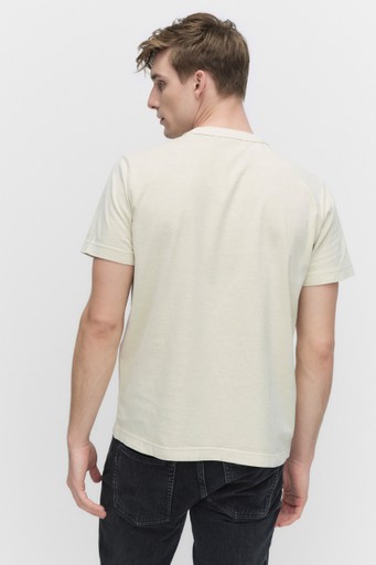 Cave tee