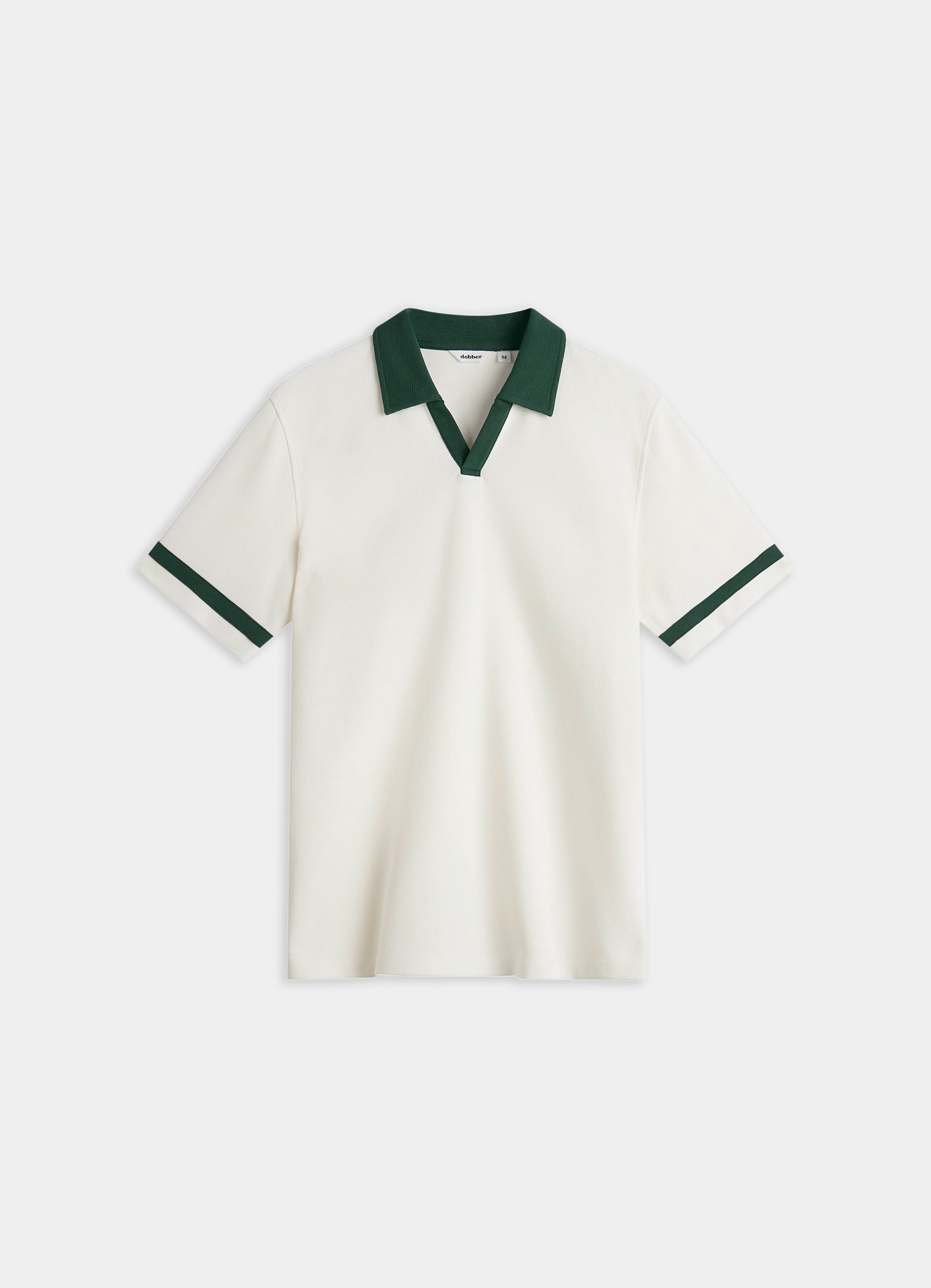 Beige neulottu pikeepaita vihreillä yksityiskohdilla miehille MQ Marqet:lta.