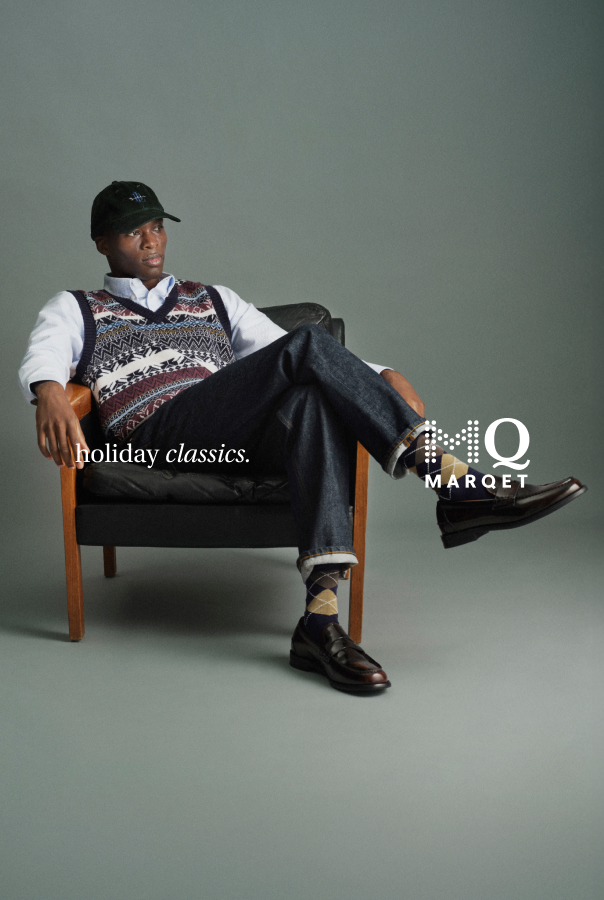 Miesten vaatteet Bondelid-merkiltä. Mies liivillä.