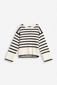 Raidallinen neulottu naisten paita merkiltä Stockholm Studio MQ Marqet:lta.