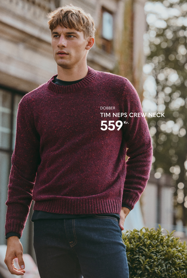 Vinrød striktrøje til herre.