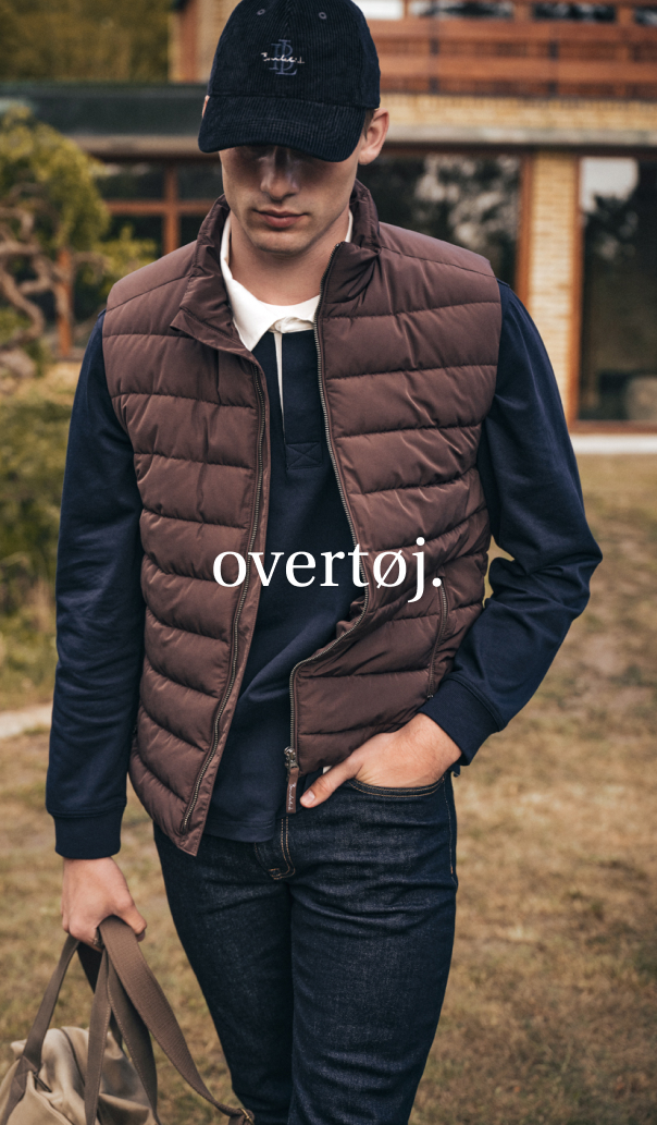 Brun vest til herre. Efterårsmode 2025.