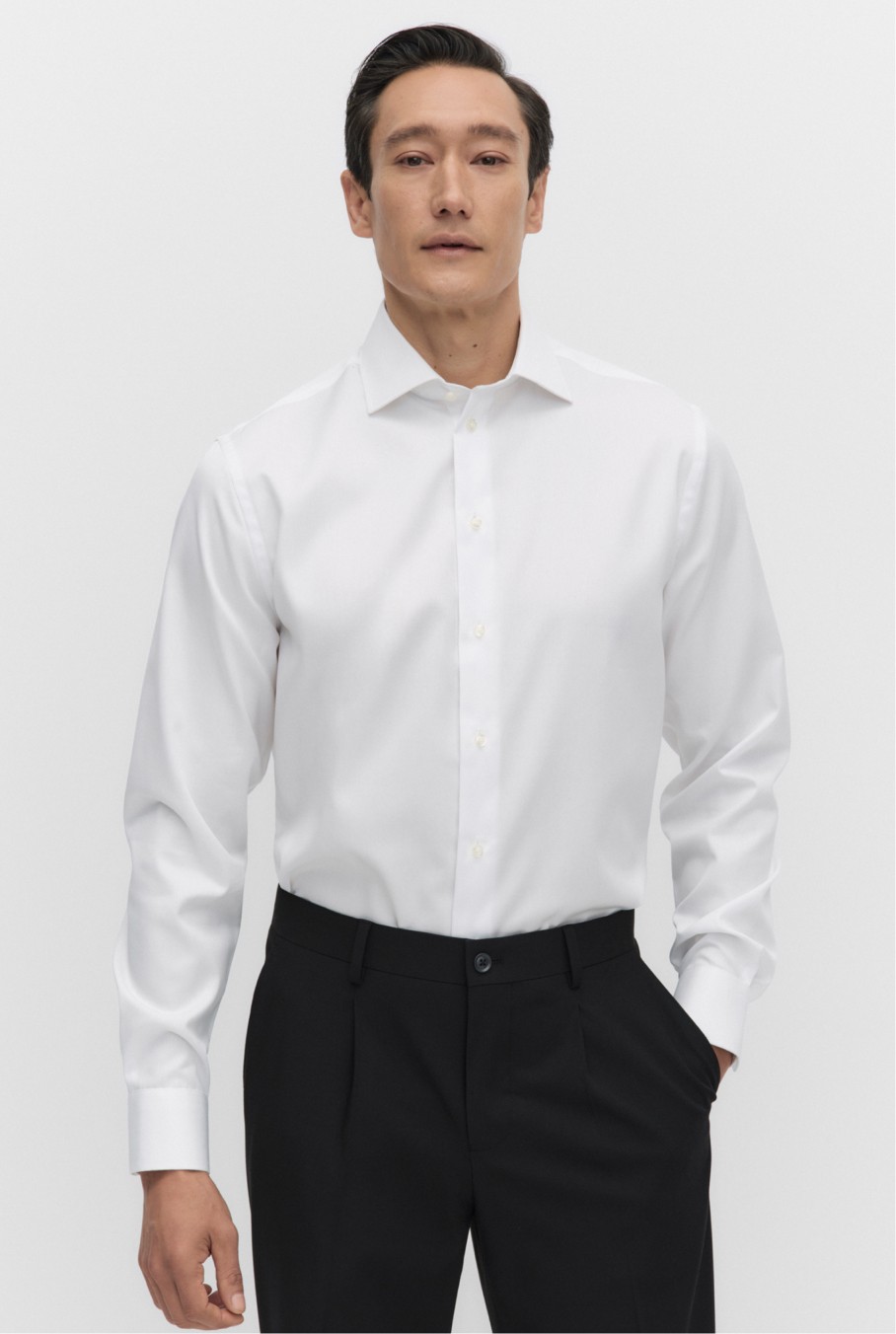 Valkoinen paita miehille