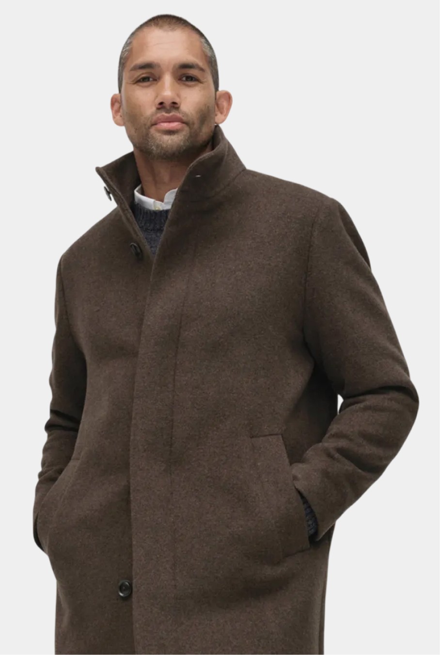 Brun uldjakke til herre.