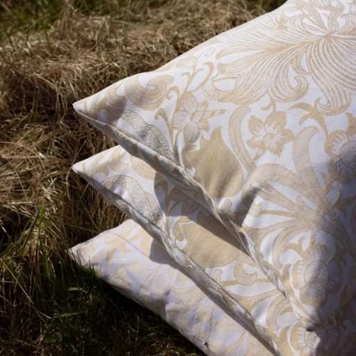 Kuddfodral William Morris Golden Lily 40x40 Kuddfodral William Morris Golden Lily 40x40