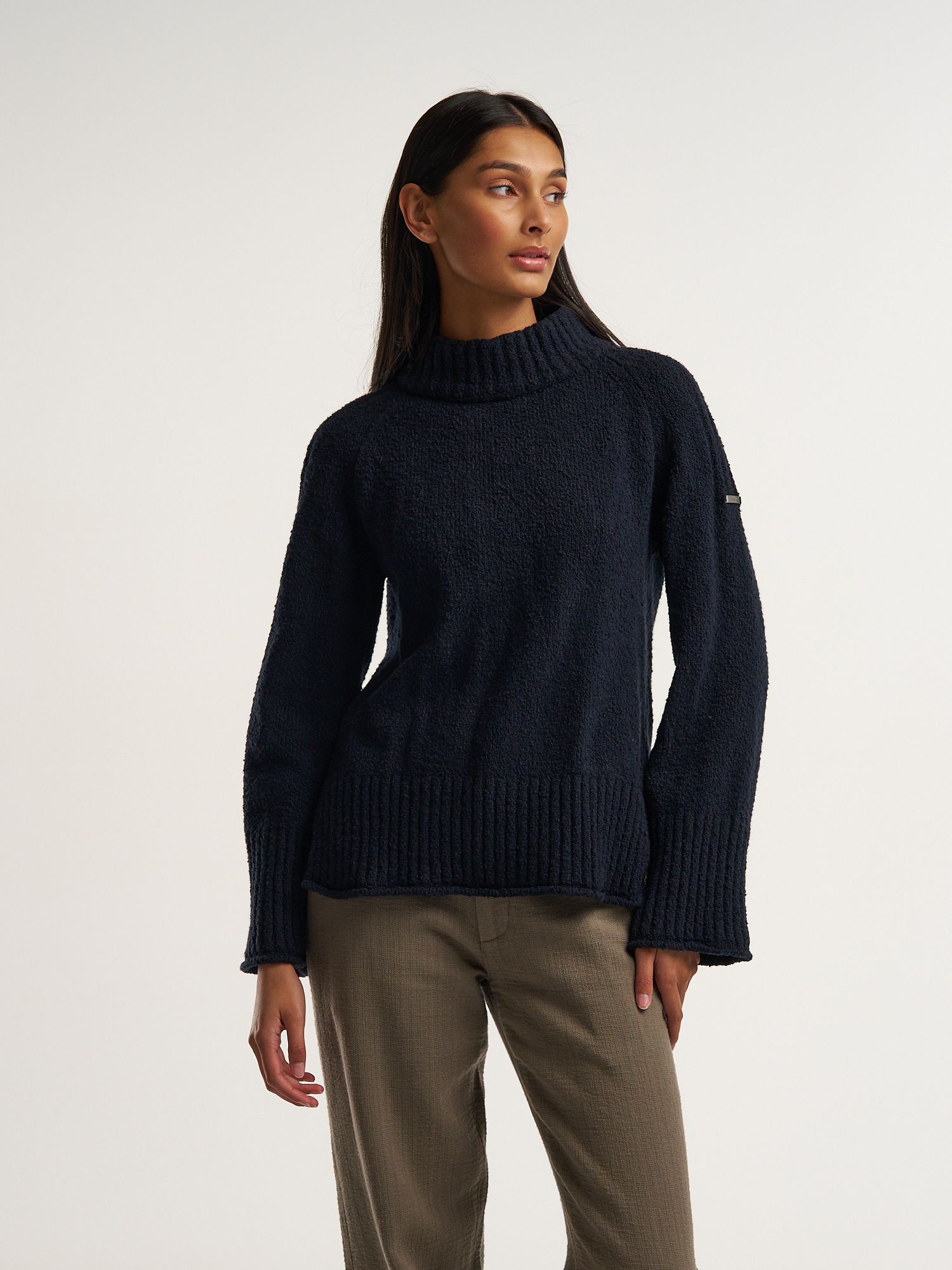 W Lapi Knitted Funnel Neck