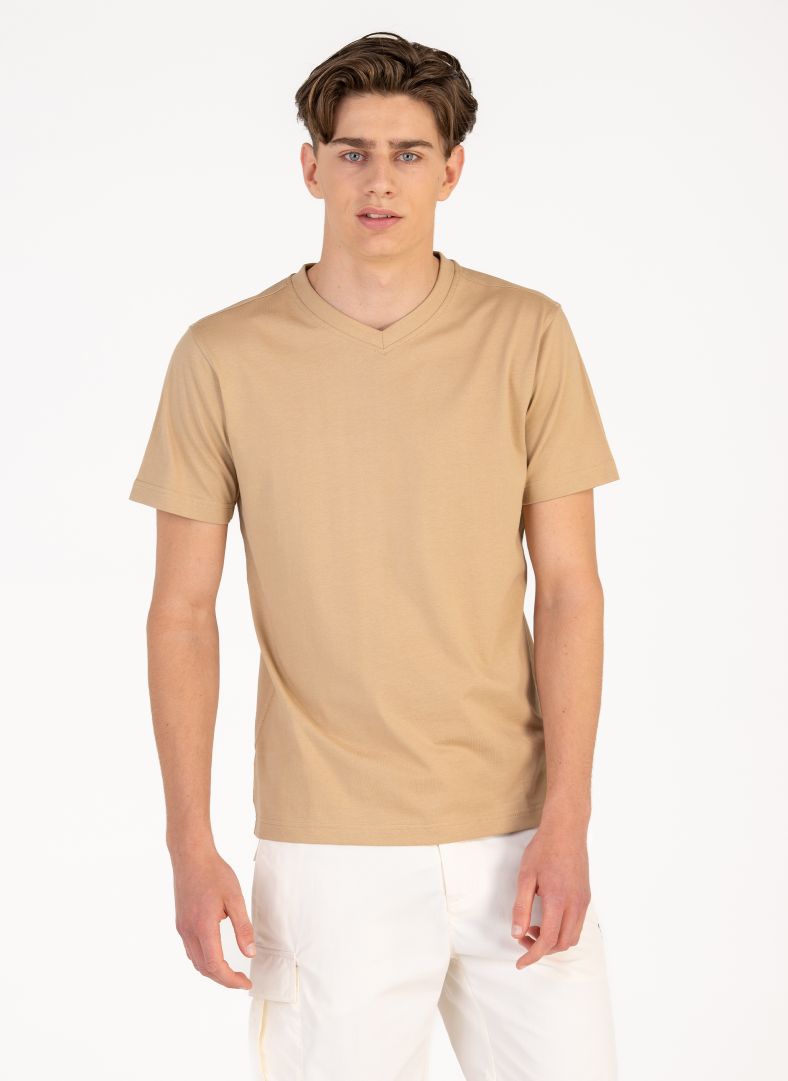 Crew V-tee Wheat