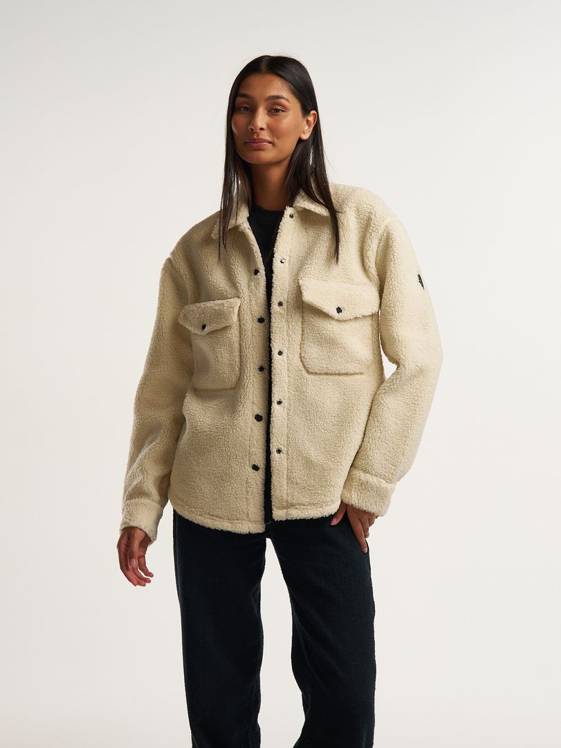 W Alpage Overshirt W Alpage Overshirt Cream white