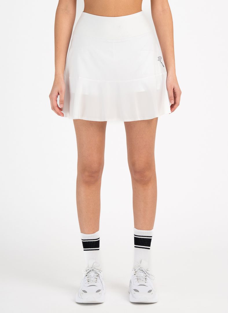 W MOMENTUM CAMBER SKORT White