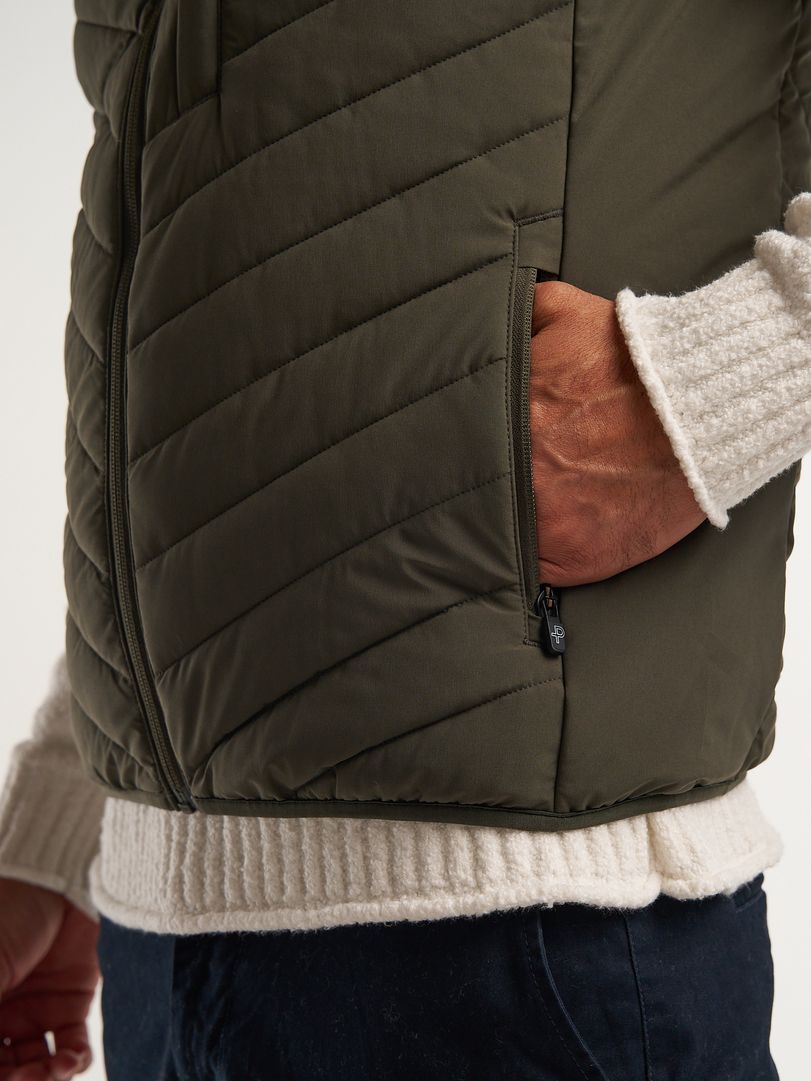 Arolla Vest