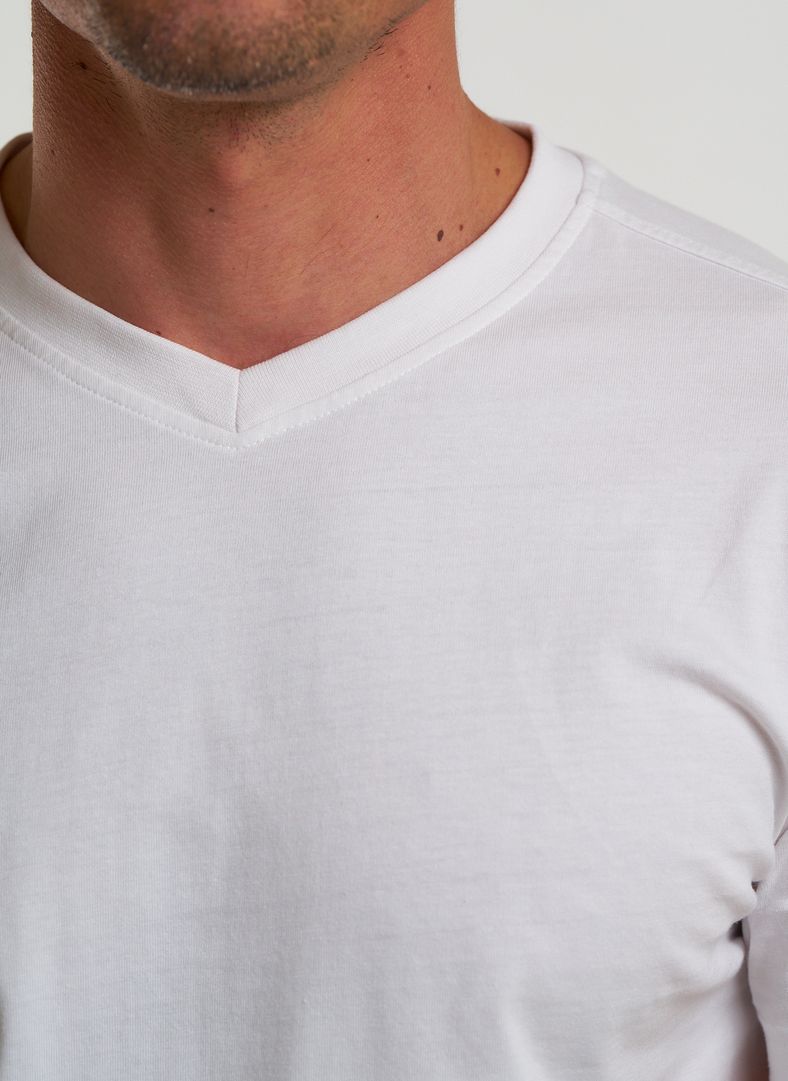 Crew V-tee