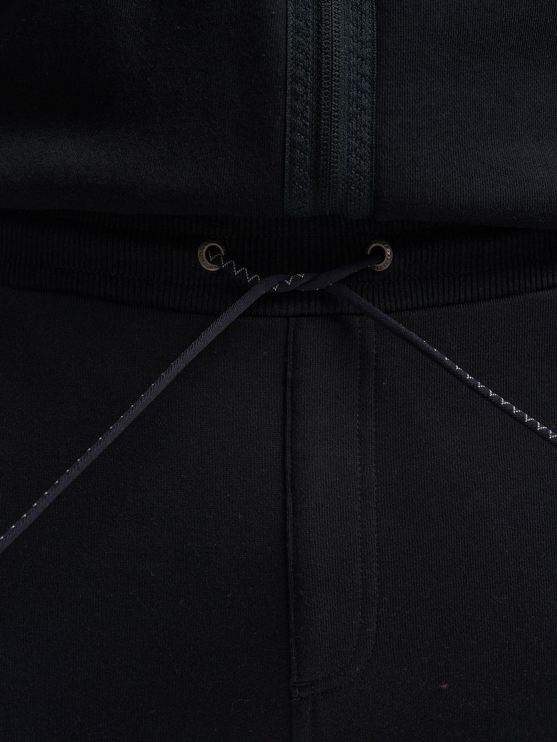 P-sweatpants