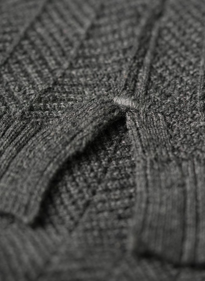 Tiller Herringbone V-neck Tiller Herringbone V-neck