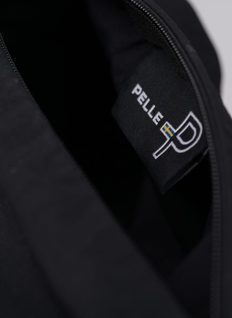Vela FD Shoulder Bag