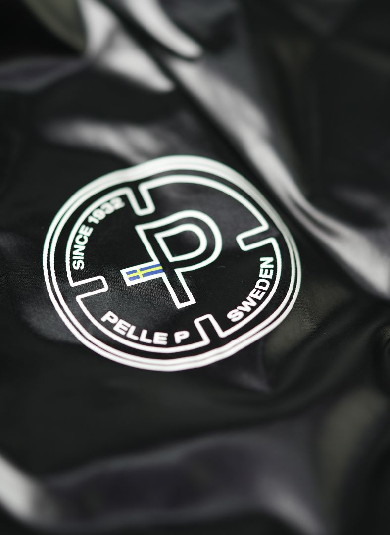 W Arolla Aero Jacket