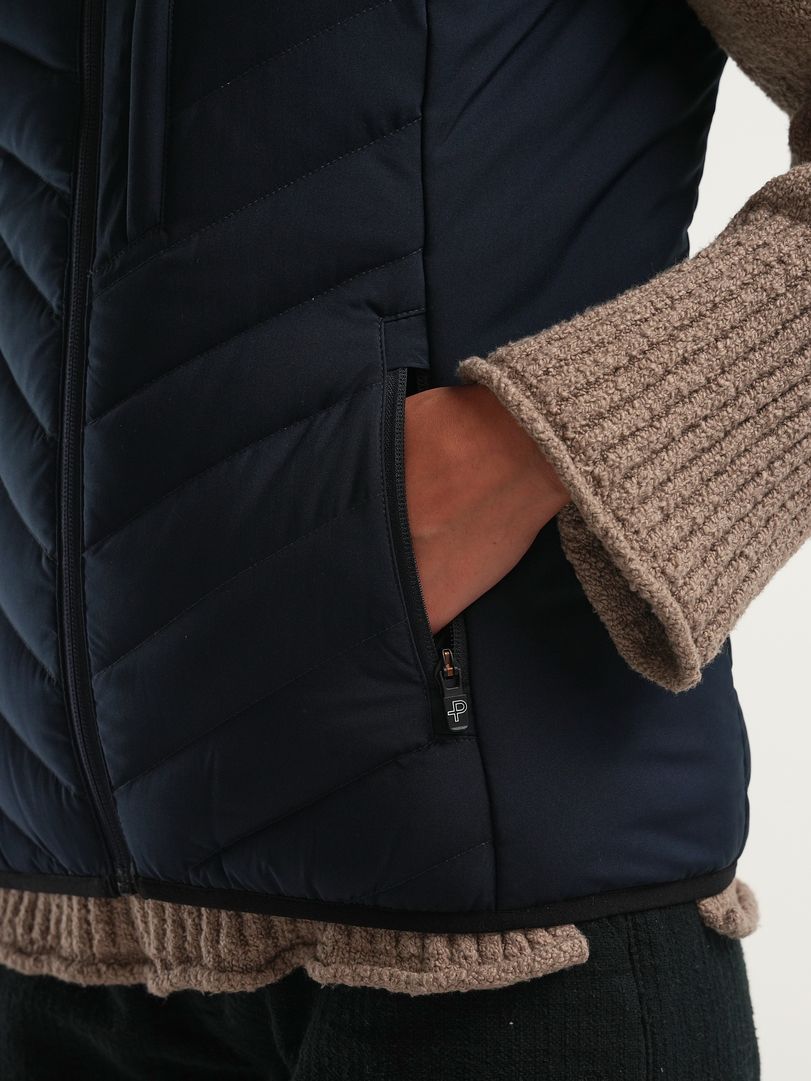 W Arolla Vest