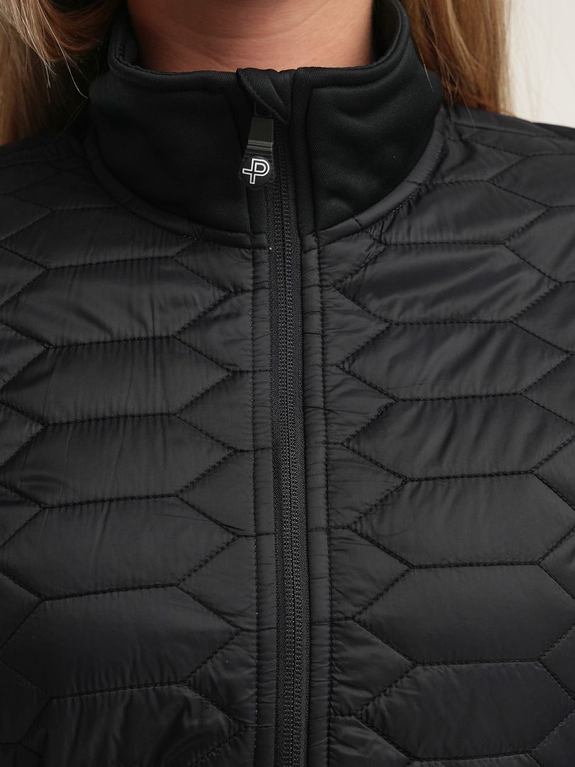 W Levo Hybrid Vest