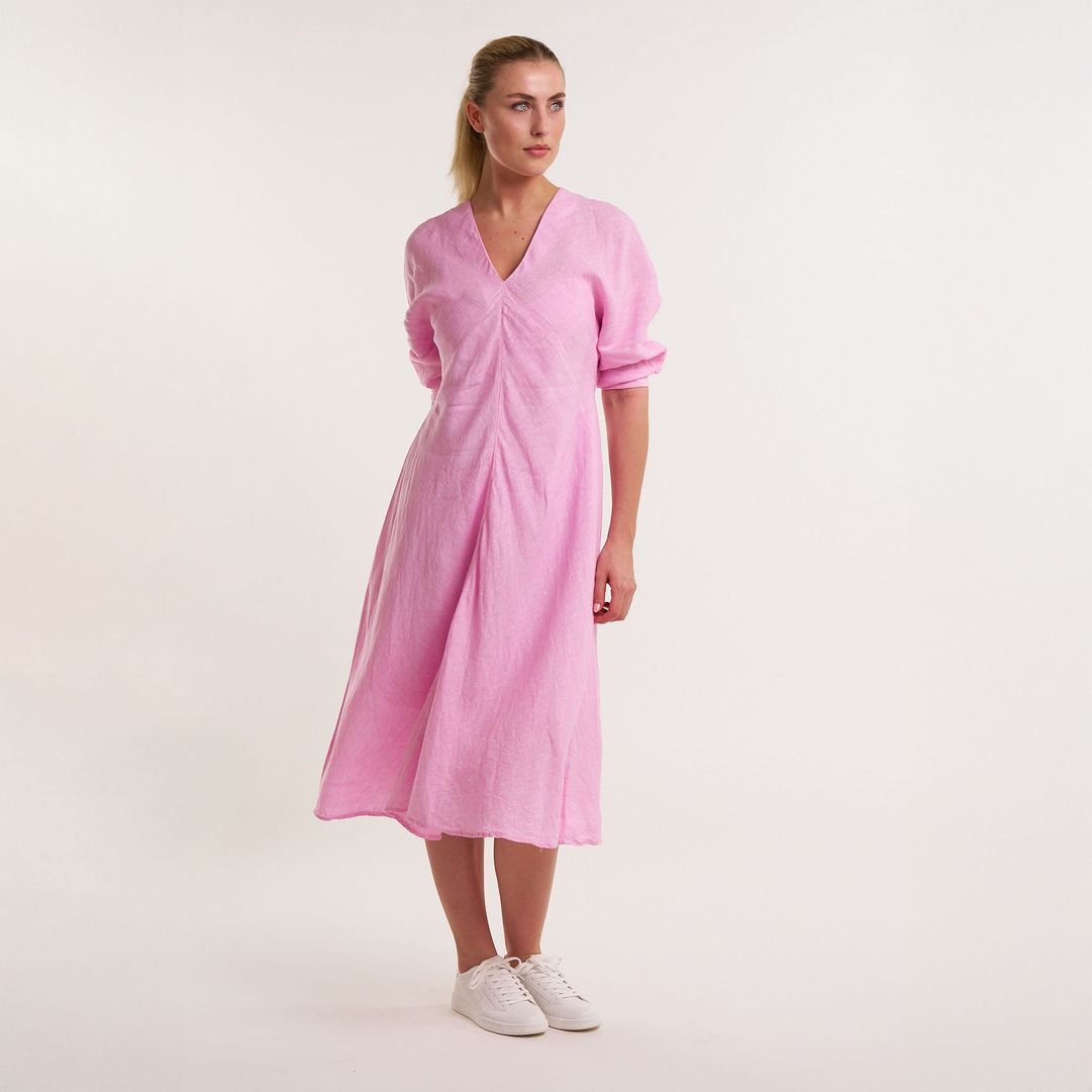 W Linen Breeze Dress