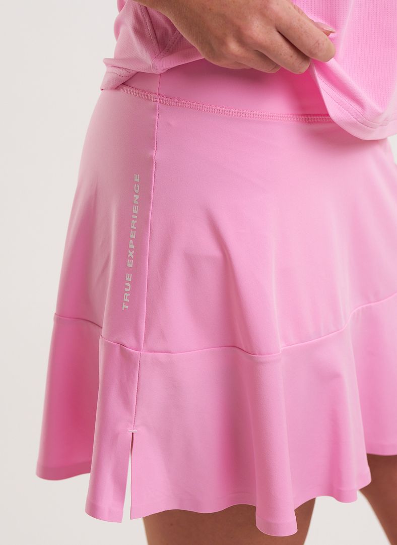 W MOMENTUM CAMBER SKORT