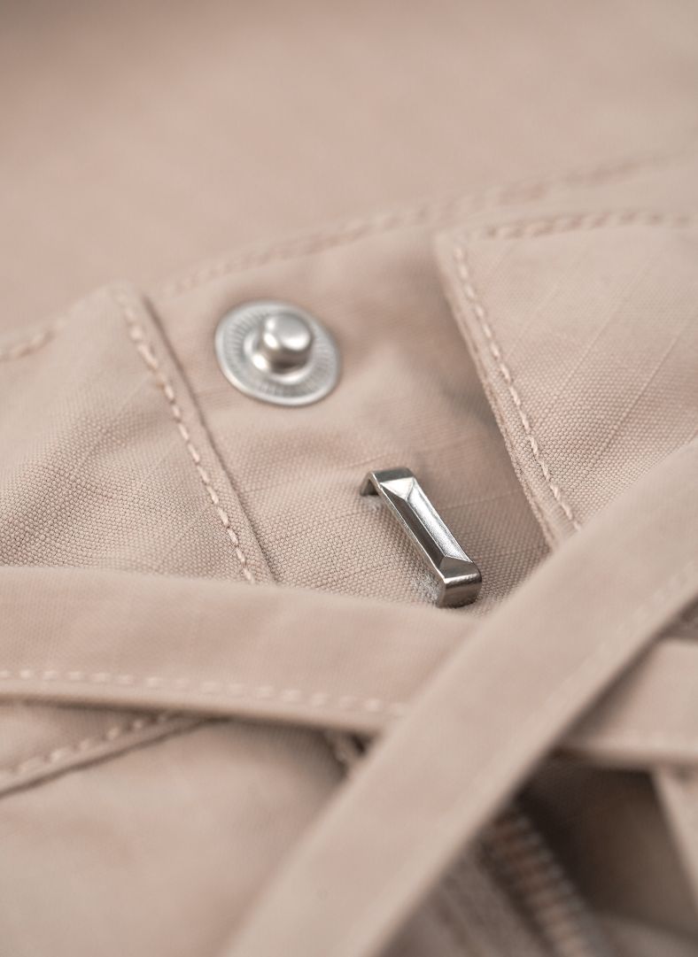 W Vela Shorts