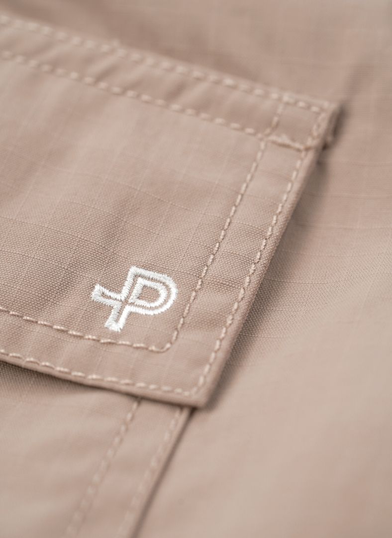 W Vela Shorts