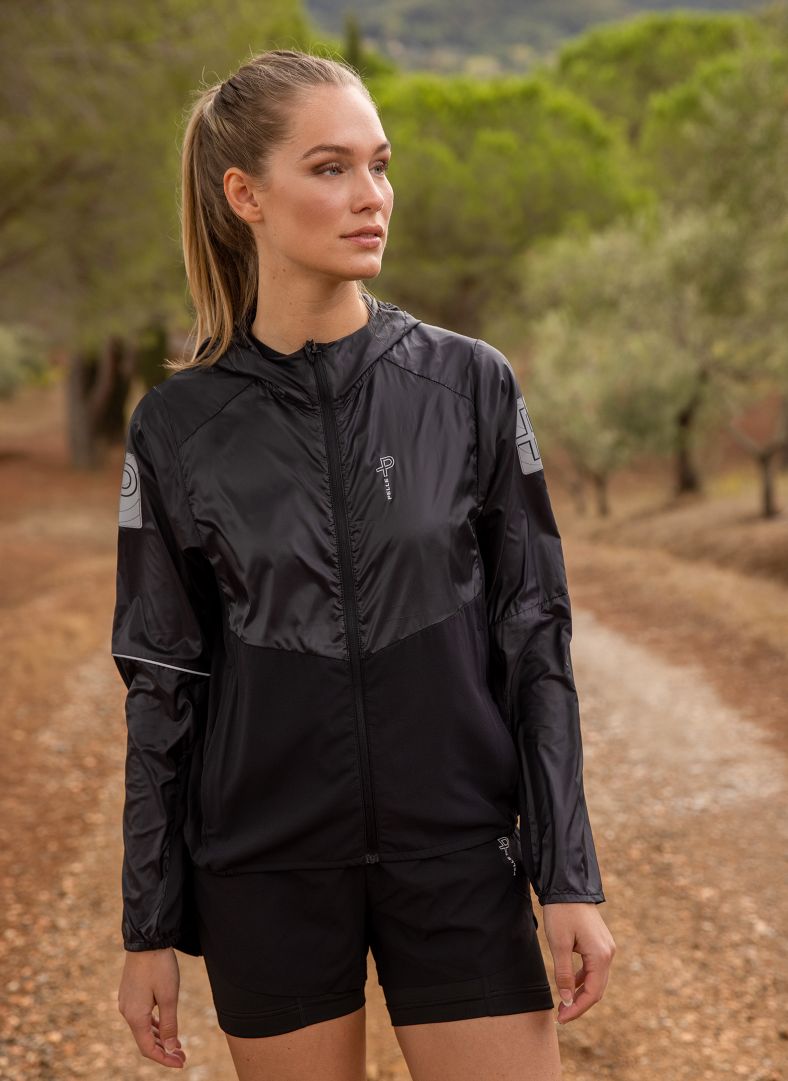 W Arc Mesh Jacket