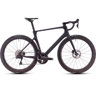CUBE Agree C:62 Pro maantiepyörä blackline