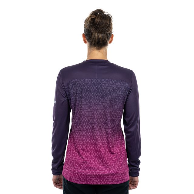 Cube ATX WS Round Neck Pyöräilypaita L/S Cube ATX WS Round Neck Pyöräilypaita L/S