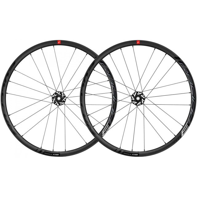 Fulcrum Racing 3 DB maantiepyörän kiekot