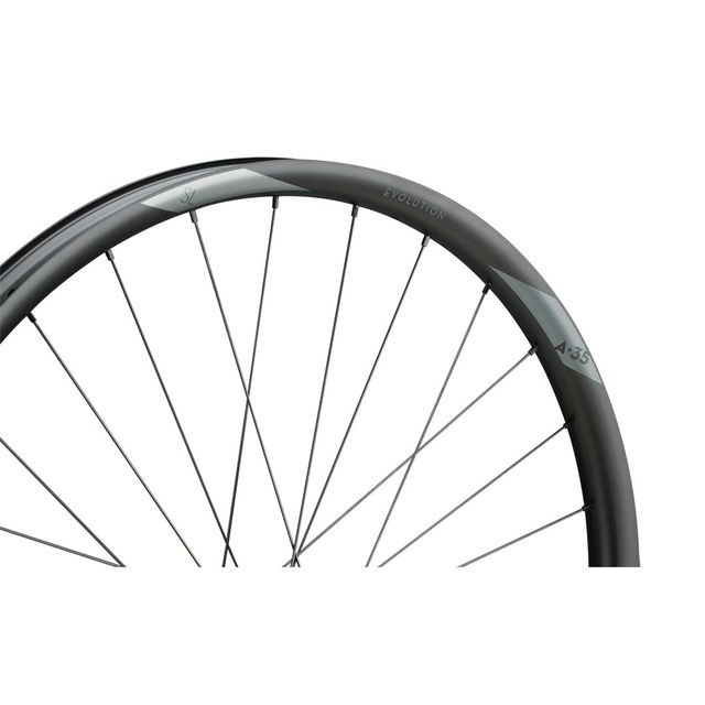 Newmen Evolution SL A.35 29' 15x110 SP 6B 28h Gen2 etukiekko