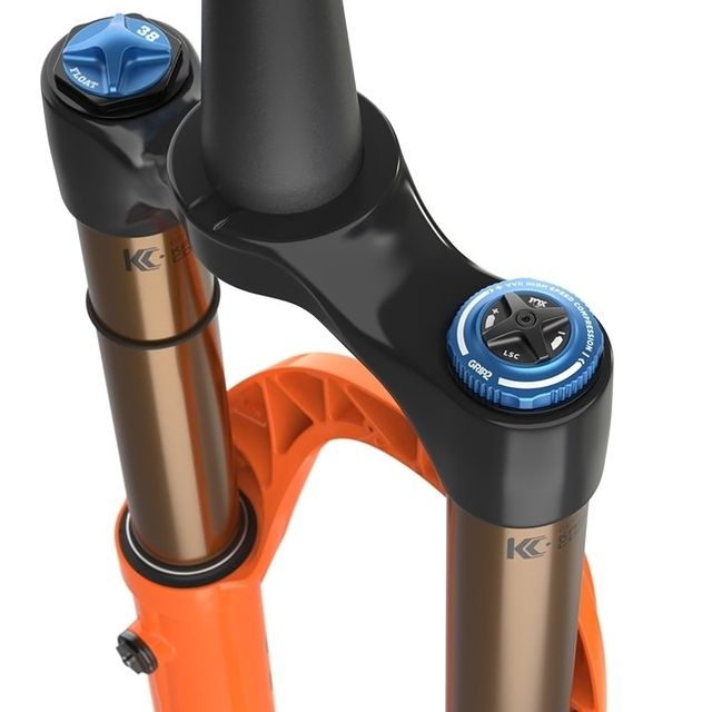 FOX 2022 38 K 29 F-S 170mm GRIP2 44mm offset joustokeula FOX 2022 38 K 29 F-S 170mm GRIP2 44mm offset joustokeula