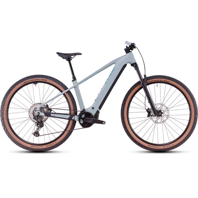CUBE Reaction Hybrid Race 800 sähköpyörä CUBE Reaction Hybrid Race 800 sähköpyörä