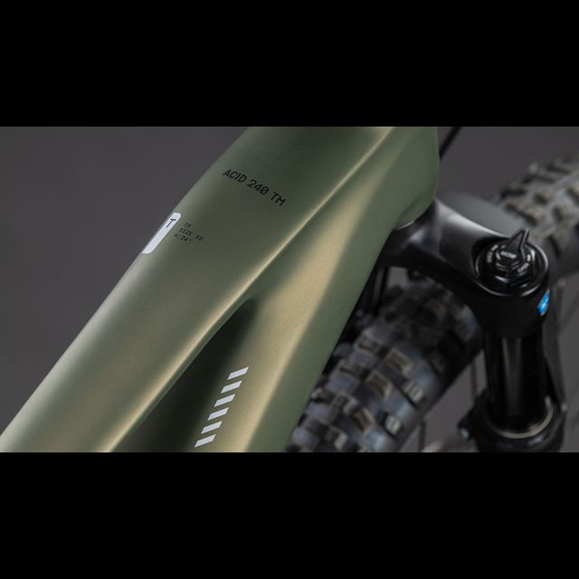 CUBE Acid 240 Hybrid Rookie SLX 400X nuorten sähköpyörä