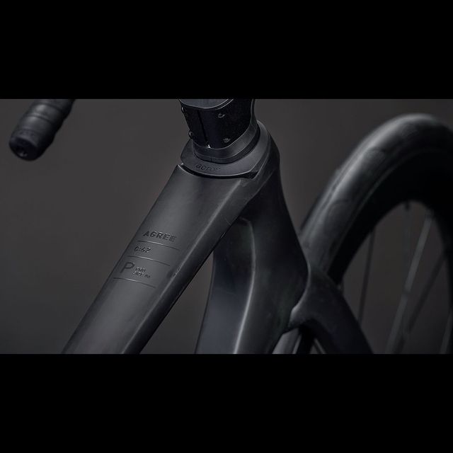CUBE Agree C:62 Pro maantiepyörä