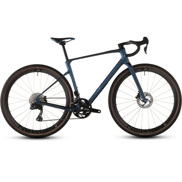 CUBE Nuroad C:62 Race gravel-pyörä CUBE Nuroad C:62 Race gravel-pyörä