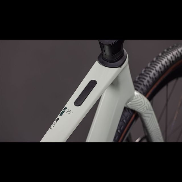 CUBE Nuroad C:62 SLX gravel-pyörä CUBE Nuroad C:62 SLX gravel-pyörä