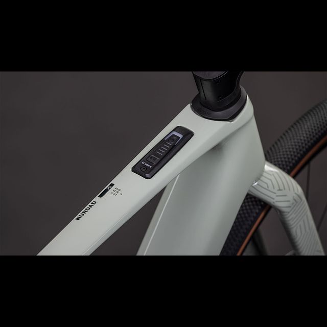 CUBE Nuroad Hybrid C:62 Race 400X gravel-sähköpyörä