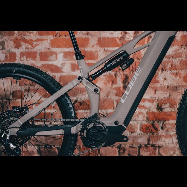 CUBE Stereo Hybrid ONE77 HPC Race 800 2027 sähköpyörä